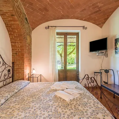 Fragolino Farm stay Montepulciano